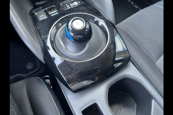 Nissan Leaf Electric 40kWh N-Connecta | Navigatie