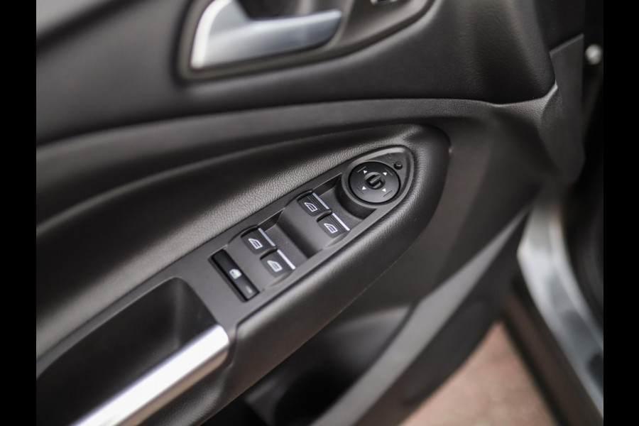 Ford Kuga 1.5 EcoBoost Trend Ultimate | Camera | Carplay | Stoelverw. | Cruise Control | Trekhaak