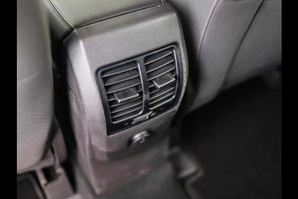 Ford Kuga 1.5 EcoBoost Trend Ultimate | Camera | Carplay | Stoelverw. | Cruise Control | Trekhaak
