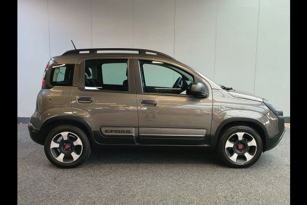 Fiat Panda 1.0 Hybrid City Cross Rijklaar + 12 maanden Bovag-garantie Henk Jongen Auto's in Helmond,  al 50 jaar service zoals 't hoort!