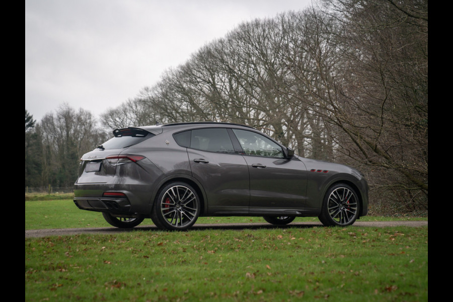 Maserati Levante 3.8 V8 Trofeo 580pk | 1e eig | Bowers&Wilkins | NL-auto | 22 inch