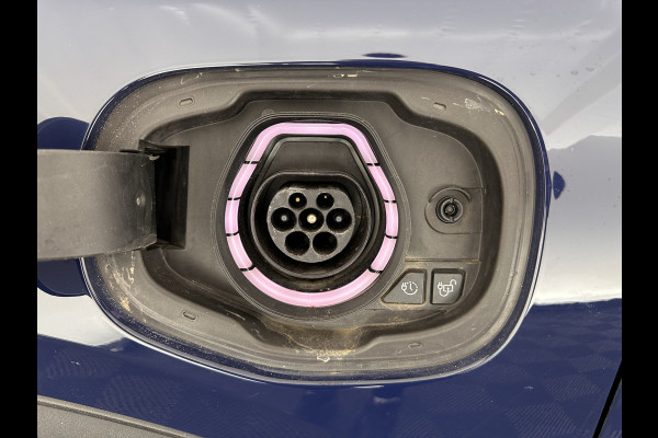 Ford Kuga 2.5 PHEV Titanium X (INCL-BTW) *LEATHER-MICROFIBRE | FULL-LED | DIGI-COCKPIT | ADAPTIVE-CRUISE | BLINDSPOT | PARK-PILOT | CAMERA | NAVI-FULLMAP | HEATED-COMFORT-SEATS | CARPLAY | DAB | LANE-ASSIST | 17"ALU*