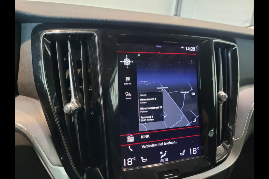Volvo V60 B3 Aut. Momentum ACC Leder Trekhaak 163pk