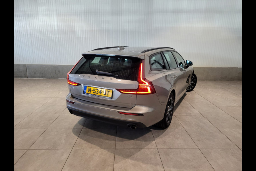 Volvo V60 B3 Aut. Momentum ACC Leder Trekhaak 163pk