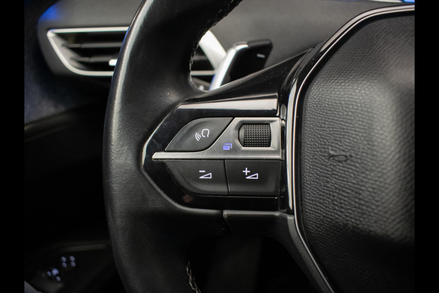 Peugeot 3008 1.2 PureTech Allure Sport (APPLE CARPLAY,NAVI,CRUISE,LED,CAMERA,LEDER,CLIMATE,SFEERVERLICHTING,TREKHAAK,NETTE STAAT)
