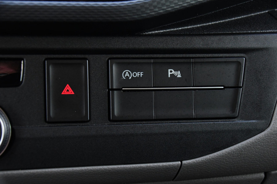 Volkswagen Transporter 2.0 TDI L2H1 30 DC Bulli Virtual, Adaptieve Cruise, Carplay, LED, Automaat, Trekhaak, 150PK, Sensoren, Uniek!