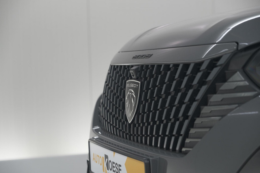 Peugeot 2008 PureTech 130 EAT8 GT | 360 Camera | Stoelmassage | Adaptieve Cruise Control | Dodehoekdetectie