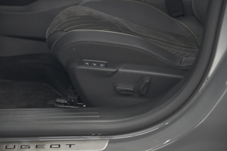 Peugeot 2008 PureTech 130 EAT8 GT | 360 Camera | Stoelmassage | Adaptieve Cruise Control | Dodehoekdetectie