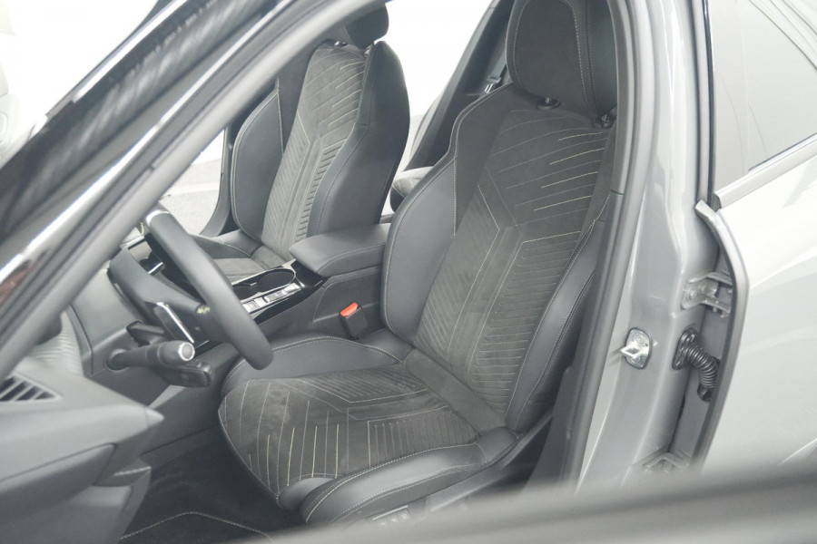 Peugeot 2008 PureTech 130 EAT8 GT | 360 Camera | Stoelmassage | Adaptieve Cruise Control | Dodehoekdetectie