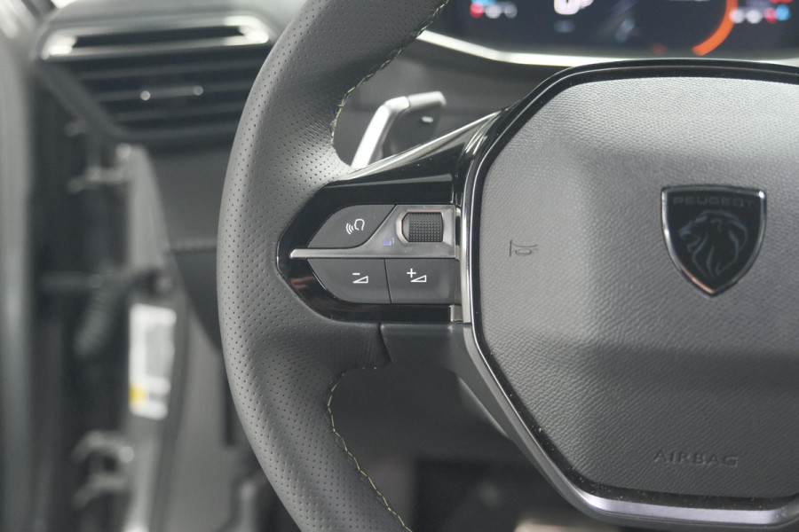 Peugeot 2008 PureTech 130 EAT8 GT | 360 Camera | Stoelmassage | Adaptieve Cruise Control | Dodehoekdetectie