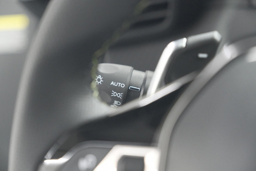 Peugeot 2008 PureTech 130 EAT8 GT | 360 Camera | Stoelmassage | Adaptieve Cruise Control | Dodehoekdetectie