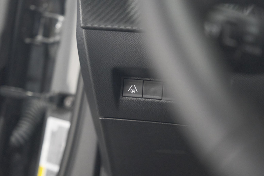Peugeot 2008 PureTech 130 EAT8 GT | 360 Camera | Stoelmassage | Adaptieve Cruise Control | Dodehoekdetectie