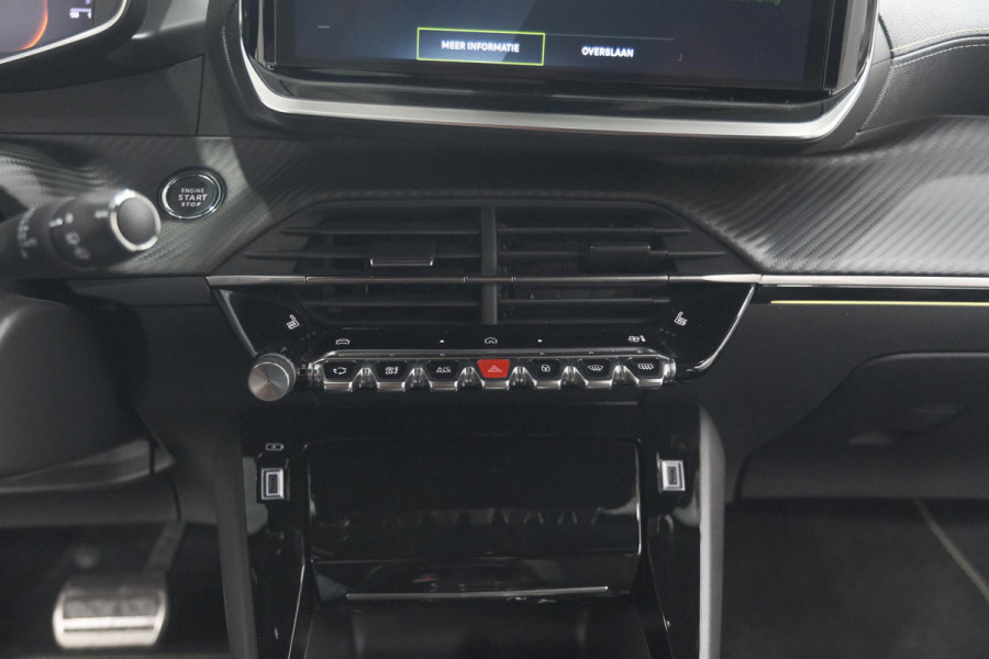 Peugeot 2008 PureTech 130 EAT8 GT | 360 Camera | Stoelmassage | Adaptieve Cruise Control | Dodehoekdetectie