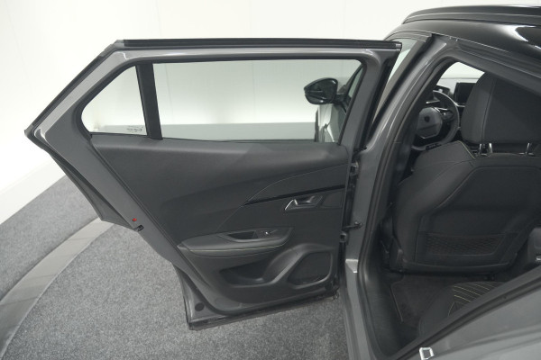 Peugeot 2008 PureTech 130 EAT8 GT | 360 Camera | Stoelmassage | Adaptieve Cruise Control | Dodehoekdetectie