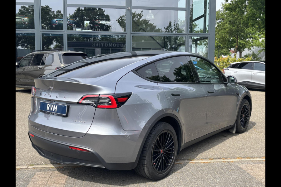 Tesla Model Y Long Range AWD 75 kWh AUTOPILOT | TREKHAAK AFNEEMBAAR | TESLA GARANTIE T/M 4-2027