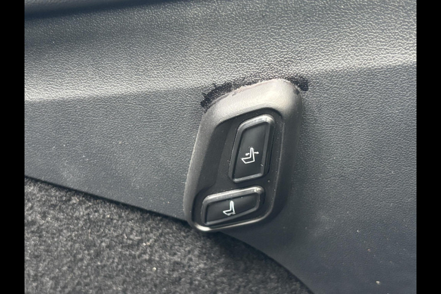 Tesla Model Y Long Range AWD 75 kWh AUTOPILOT | TREKHAAK AFNEEMBAAR | TESLA GARANTIE T/M 4-2027