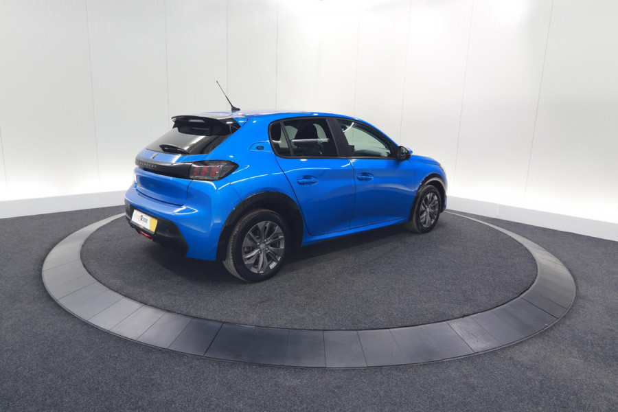 Peugeot e-208 EV Active Pack 50 kWh | Parkeersensoren | Apple Carplay | Climate Control