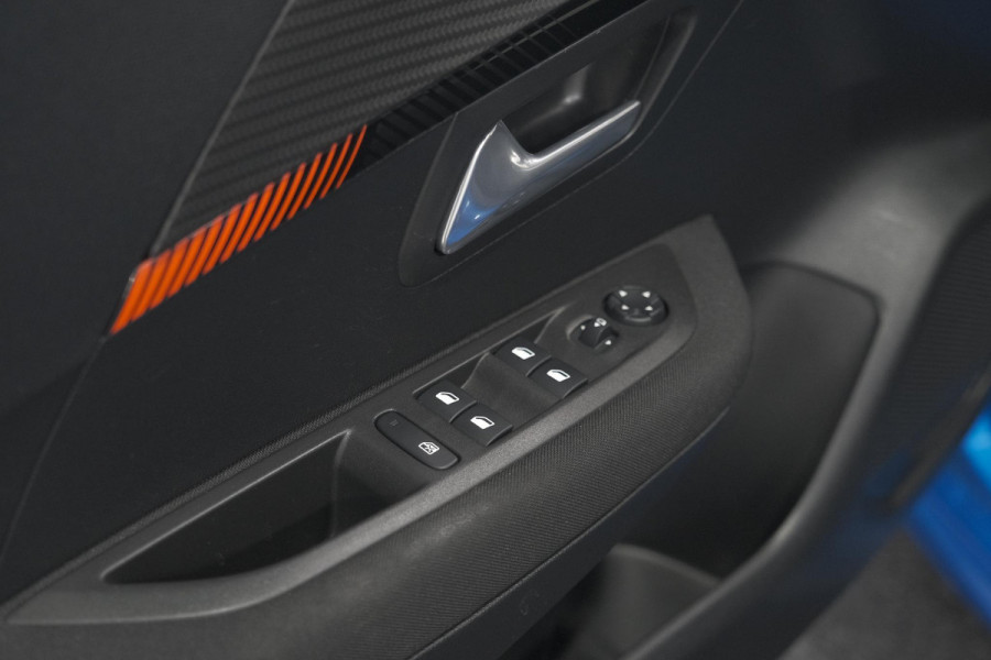 Peugeot e-208 EV Active Pack 50 kWh | Parkeersensoren | Apple Carplay | Climate Control