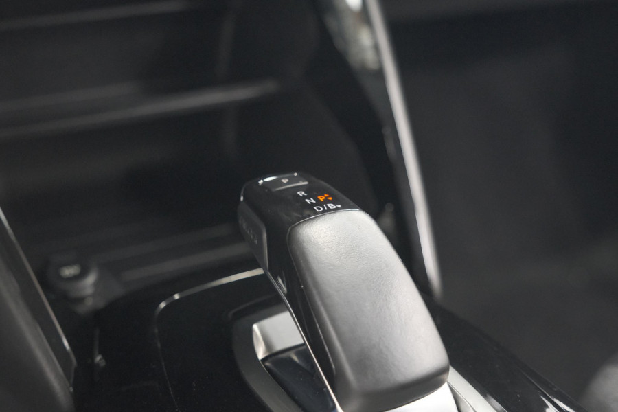 Peugeot e-208 EV Active Pack 50 kWh | Parkeersensoren | Apple Carplay | Climate Control