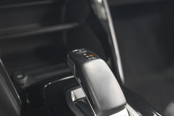Peugeot e-208 EV Active Pack 50 kWh | Parkeersensoren | Apple Carplay | Climate Control