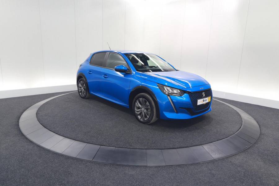 Peugeot e-208 EV Active Pack 50 kWh | Parkeersensoren | Apple Carplay | Climate Control