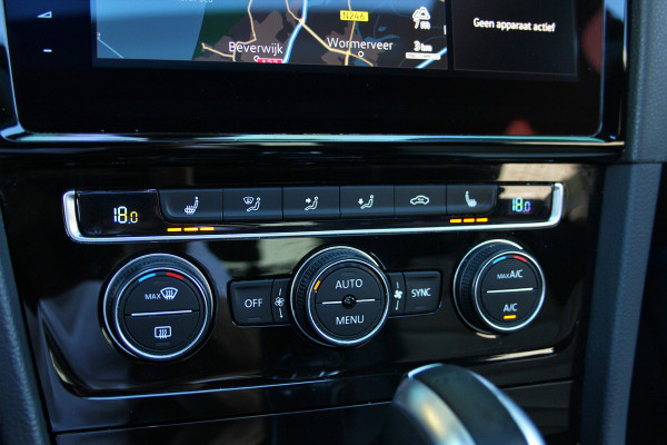 Volkswagen Golf 2.0 TSI 4Motion R | Sterrenhemel | Pano | Forged | Sfeer