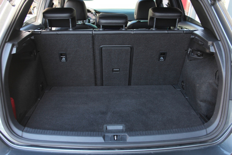 Volkswagen Golf 2.0 TSI 4Motion R | Sterrenhemel | Pano | Forged | Sfeer