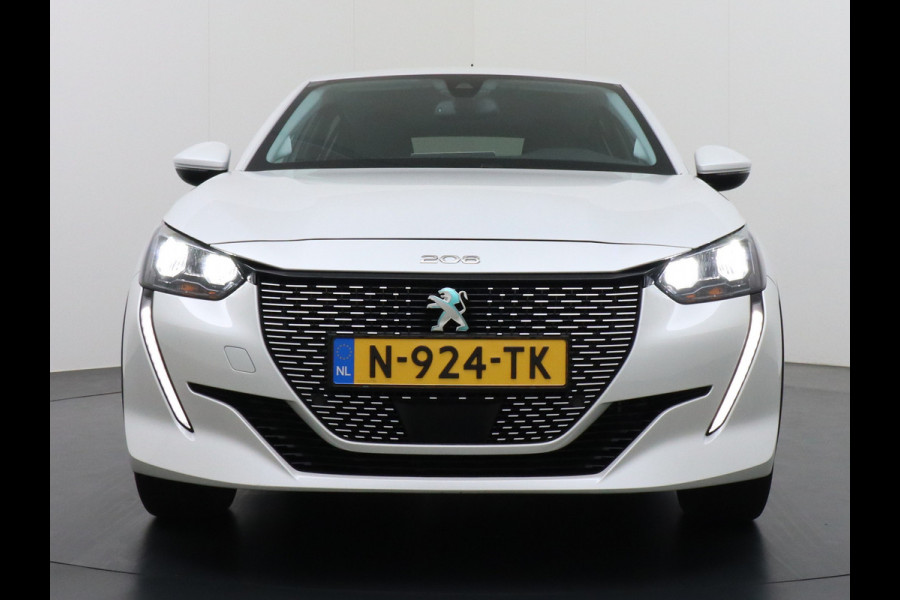 Peugeot e-208 EV Allure Pack 50kWh Apple Carplay Android Auto Camera Navi Stoelverwarming DAB+ Keyless Regen/Lichtsensor Lmv 16" Led Bluetooth Rijstrooksensor met correctie Verkeersbord detectie Fase 3 Laden  19 euro belasting per 3 maanden nieuwprijs € 33.500 euro