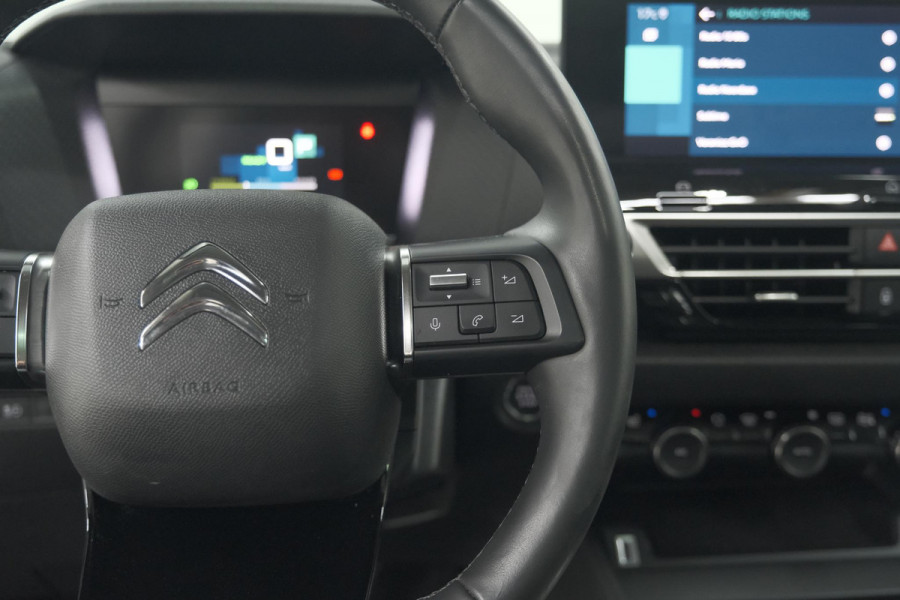Citroën Ë-C4 Shine Pack Business 50 kWh | Panoramadak | Head-Up Display | Camera | Navigatie