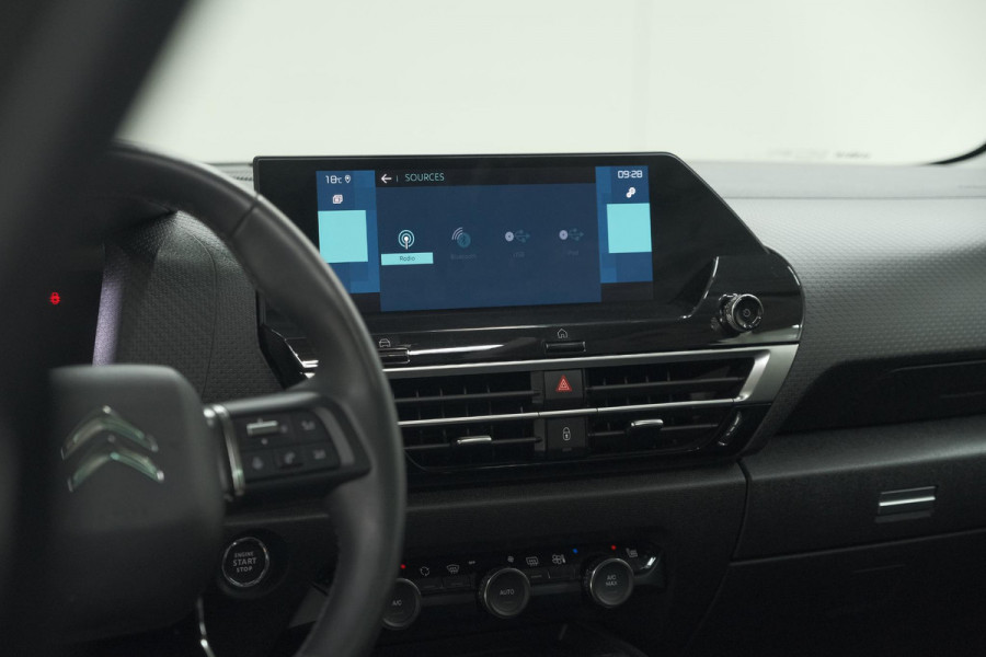 Citroën Ë-C4 Shine Pack Business 50 kWh | Panoramadak | Head-Up Display | Camera | Navigatie