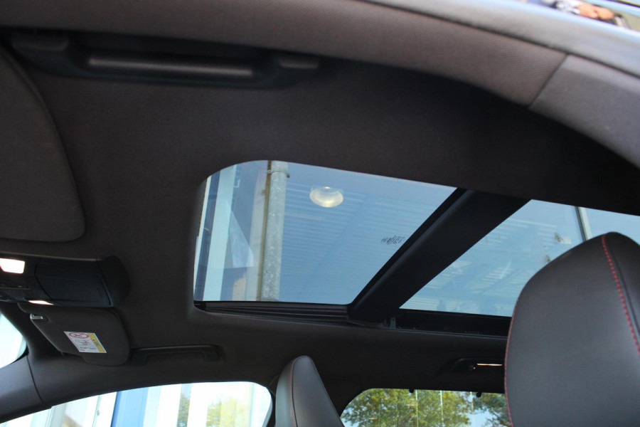 Ford Mondeo Wagon 1.5 ST Line | Trekhaak | Panorama Dak | Winterpack | Climate Control | Navigatie | Cruise Control |