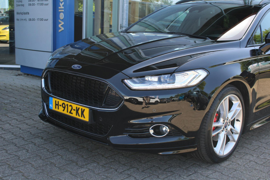 Ford Mondeo Wagon 1.5 ST Line | Trekhaak | Panorama Dak | Winterpack | Climate Control | Navigatie | Cruise Control |