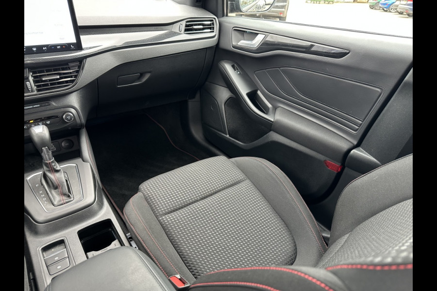 Ford FOCUS Wagon Focus 1.0 EcoBoostHybrid ST-Line X 155PK AUTOMAAT! TREKHAAK! WIN