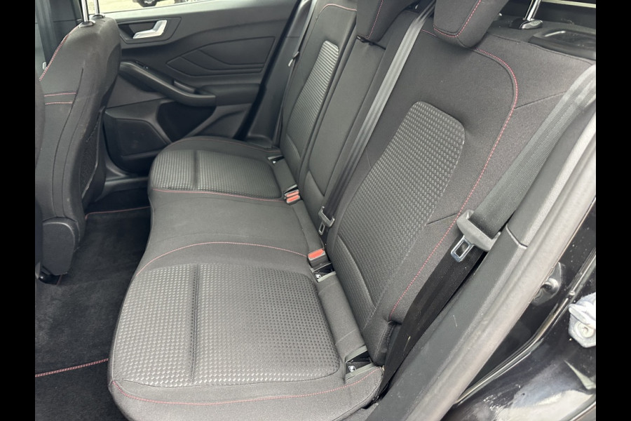 Ford FOCUS Wagon Focus 1.0 EcoBoostHybrid ST-Line X 155PK AUTOMAAT! TREKHAAK! WIN