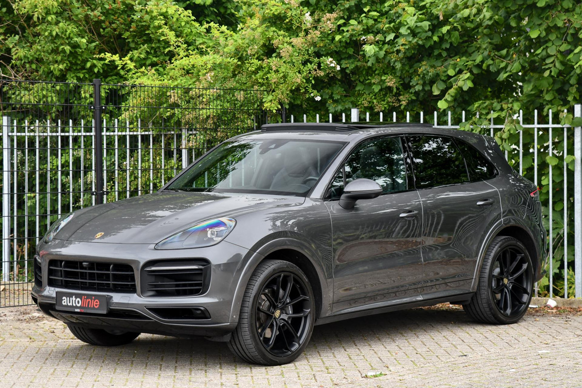 Porsche Cayenne 3.0 Sport Design, Chrono, Pano, 18-weg, 360, Leder, 22'', Sfeer, Trekhaak! Porsche Cayenne 3.0 Sport Design, Chrono, Pano, 18-weg, 360, Leder, 22'', Sfeer, Trekhaak!