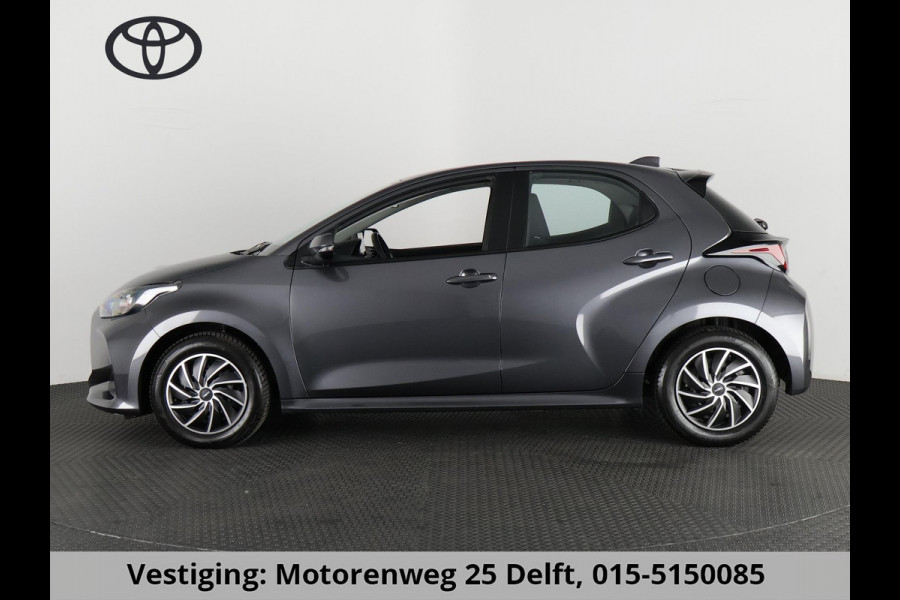 Toyota Yaris 1.5 HYBRID GRAYLINE BIJNA 2023 NAVI.CAMERA.CRUISE CONTROLL GARANTIE TOT 11-2032*