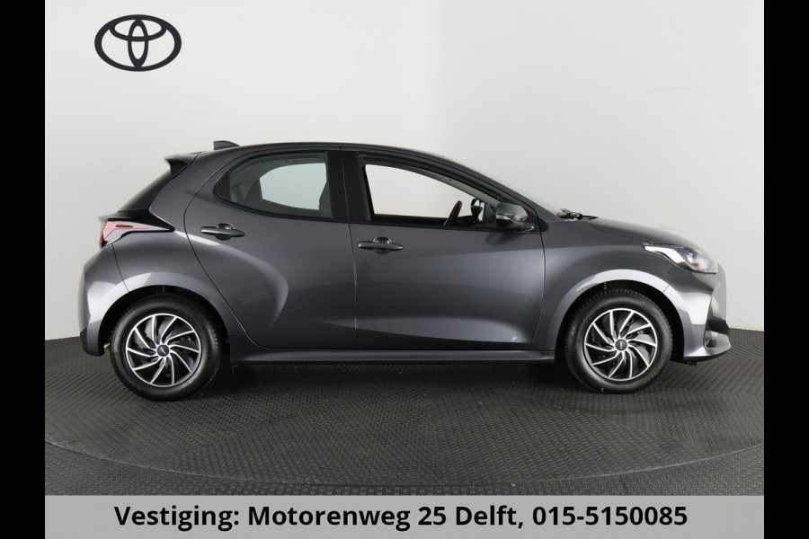 Toyota Yaris 1.5 HYBRID GRAYLINE BIJNA 2023 NAVI.CAMERA.CRUISE CONTROLL GARANTIE TOT 11-2032*
