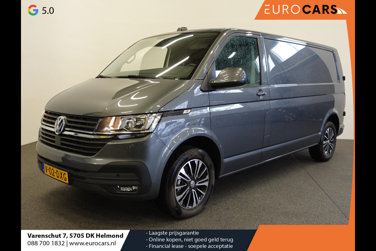 Volkswagen Transporter 2.0 TDI L2H1 28 Highline Automaat Trekhaak Navigatie Apple Carplay Lm velgen Cruisecontrol ACC Volkswagen Transporter 2.0 TDI L2H1 28 Highline Automaat Trekhaak Navigatie Apple Carplay Lm velgen Cruisecontrol ACC