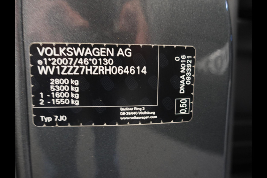 Volkswagen Transporter 2.0 TDI L2H1 28 Highline Automaat Trekhaak Navigatie Apple Carplay Lm velgen Cruisecontrol ACC