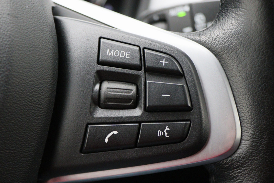 BMW X1 xDrive25i High Executive Edition Alcantara, LED, Navigatie, Sportstoelen, Keyless, Trekhaak, PDC