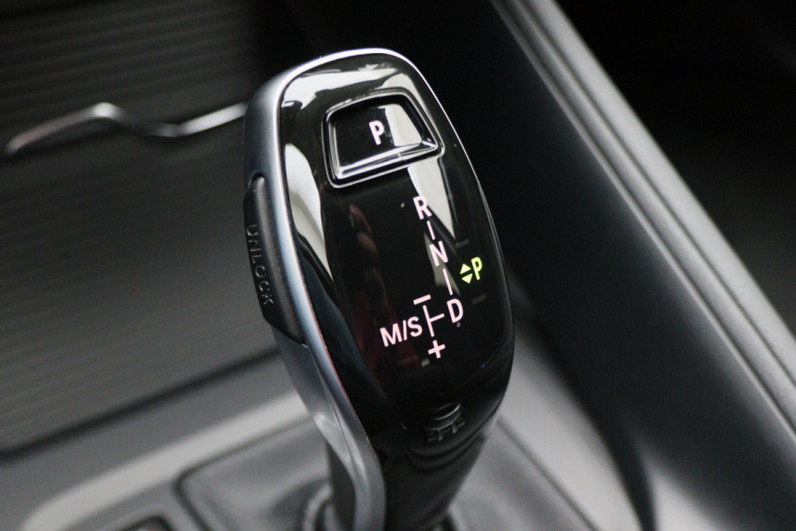 BMW X1 xDrive25i High Executive Edition Alcantara, LED, Navigatie, Sportstoelen, Keyless, Trekhaak, PDC