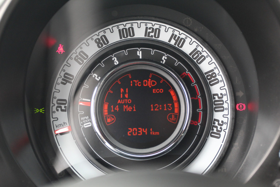 Fiat 500 1.2 Lounge Automaat! | Cruise Control | All-season Banden | Apple/Android CarPlay