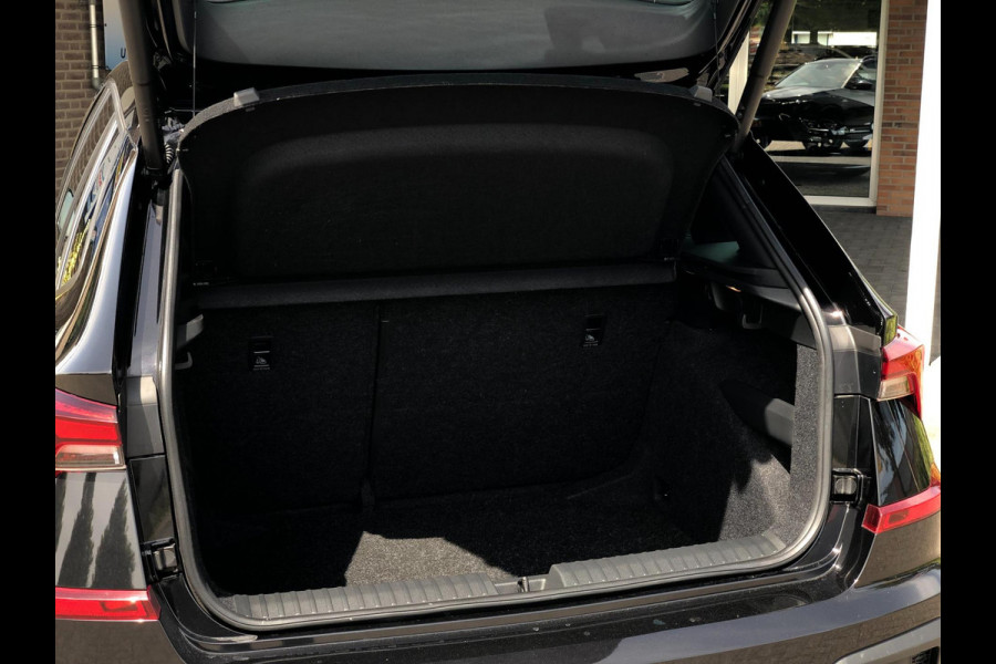 Škoda Kamiq 1.0 TSI Monte Carlo | Panoramadak, Virtual Cockpit, Camera, Climate, Carplay/Android | Dealeronderhouden | NAP |