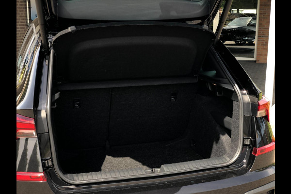Škoda Kamiq 1.0 TSI Monte Carlo | Panoramadak, Virtual Cockpit, Camera, Climate, Carplay/Android | Dealeronderhouden | NAP |
