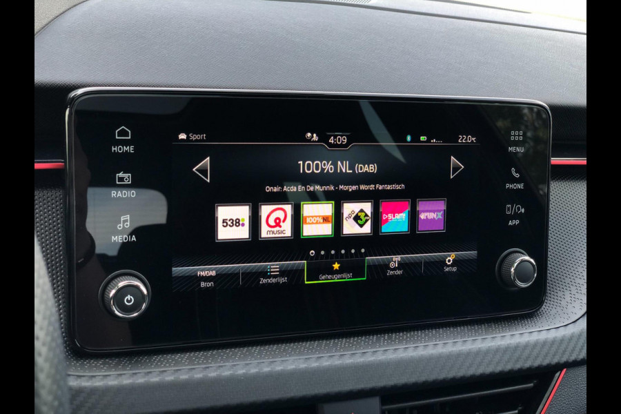 Škoda Kamiq 1.0 TSI Monte Carlo | Panoramadak, Virtual Cockpit, Camera, Climate, Carplay/Android | Dealeronderhouden | NAP |