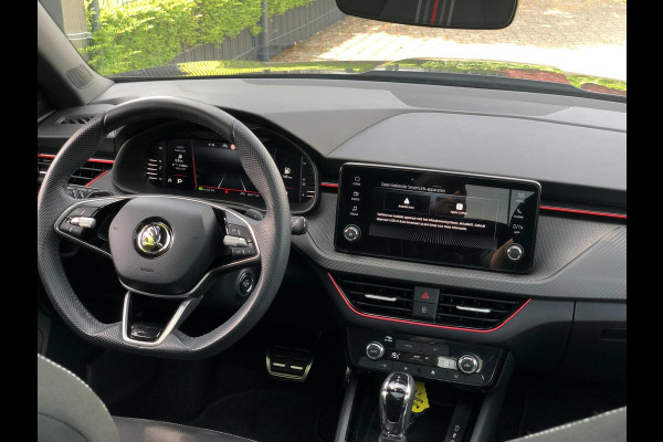 Škoda Kamiq 1.0 TSI Monte Carlo | Panoramadak, Virtual Cockpit, Camera, Climate, Carplay/Android | Dealeronderhouden | NAP |