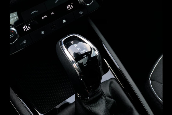 Škoda Kamiq 1.0 TSI Monte Carlo | Panoramadak, Virtual Cockpit, Camera, Climate, Carplay/Android | Dealeronderhouden | NAP |