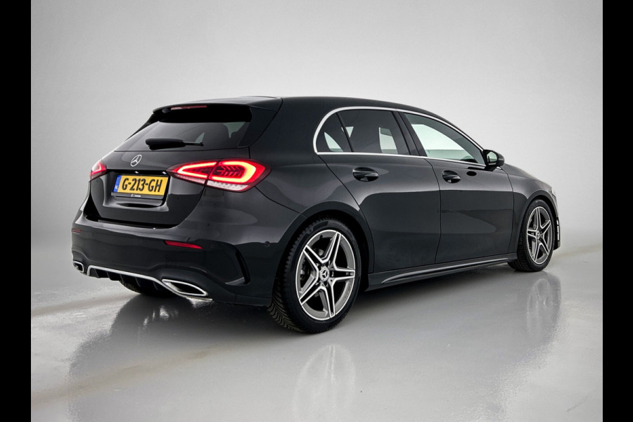 Mercedes-Benz A-Klasse 160 Business Solution AMG | 5 spaaks lichtmetalen velgen | Navigatie | Parking support | Inclusief 24 maanden Mercedes-Benz Certified garantie voor Europa. / Auto Show Tilburg