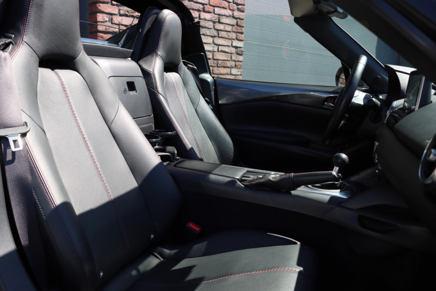 Mazda MX-5 RF 2.0 SkyActiv-G 160 GT-M | Navigatiesysteem | Bose | Leder | Apple Carplay | Stoelverwarming | Dodehoekassistent | Cruise Control | Elek. Clima |