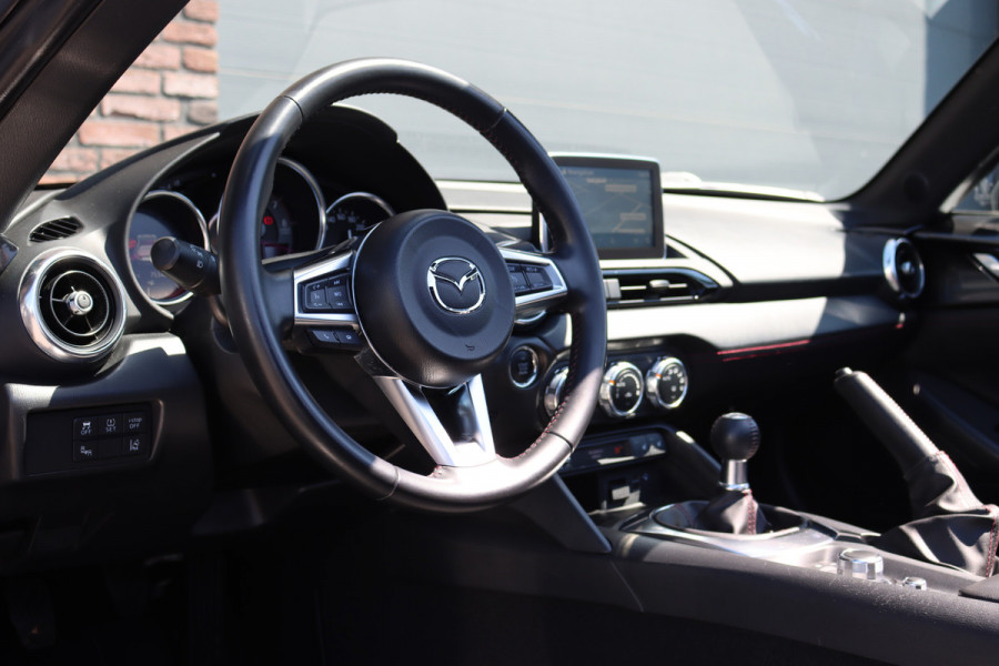 Mazda MX-5 RF 2.0 SkyActiv-G 160 GT-M | Navigatiesysteem | Bose | Leder | Apple Carplay | Stoelverwarming | Dodehoekassistent | Cruise Control | Elek. Clima |
